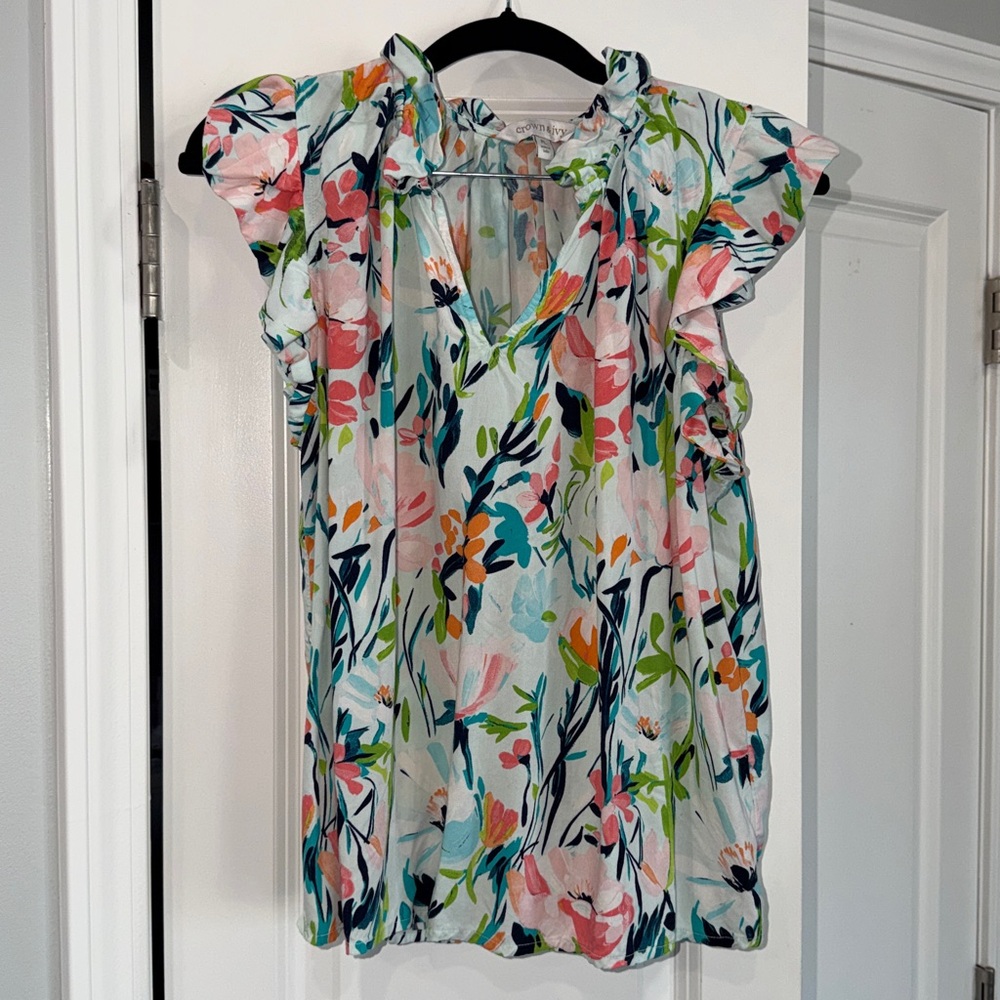 Crown & Ivy Petite Tank Top